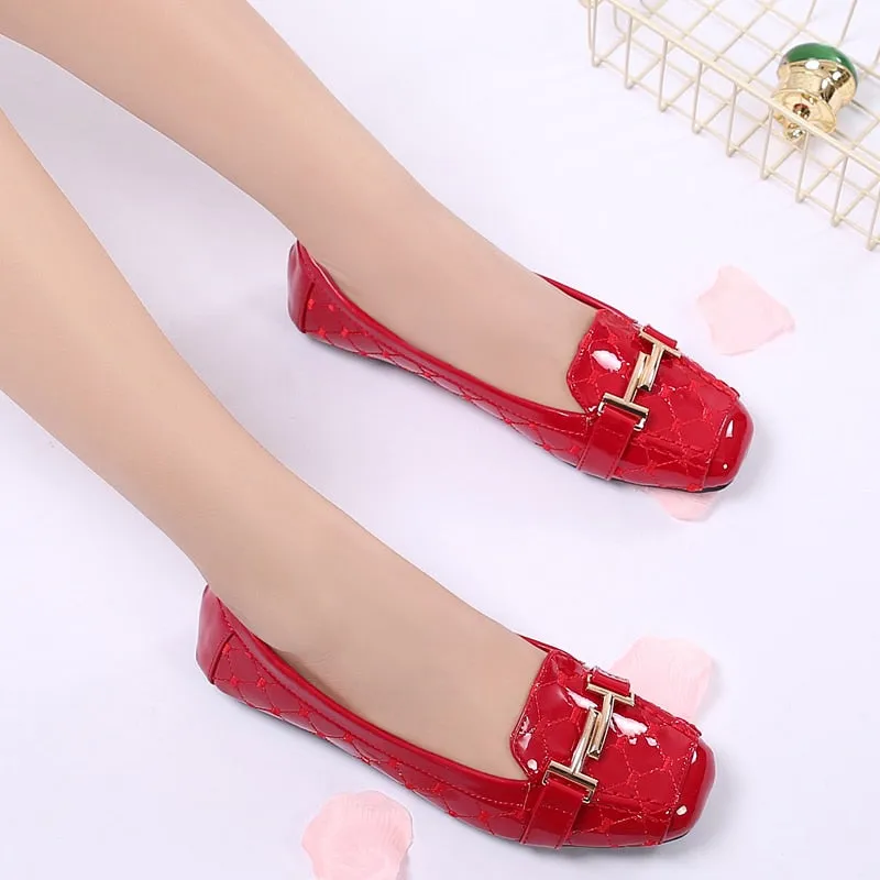 Chic In The City Flat Shoes