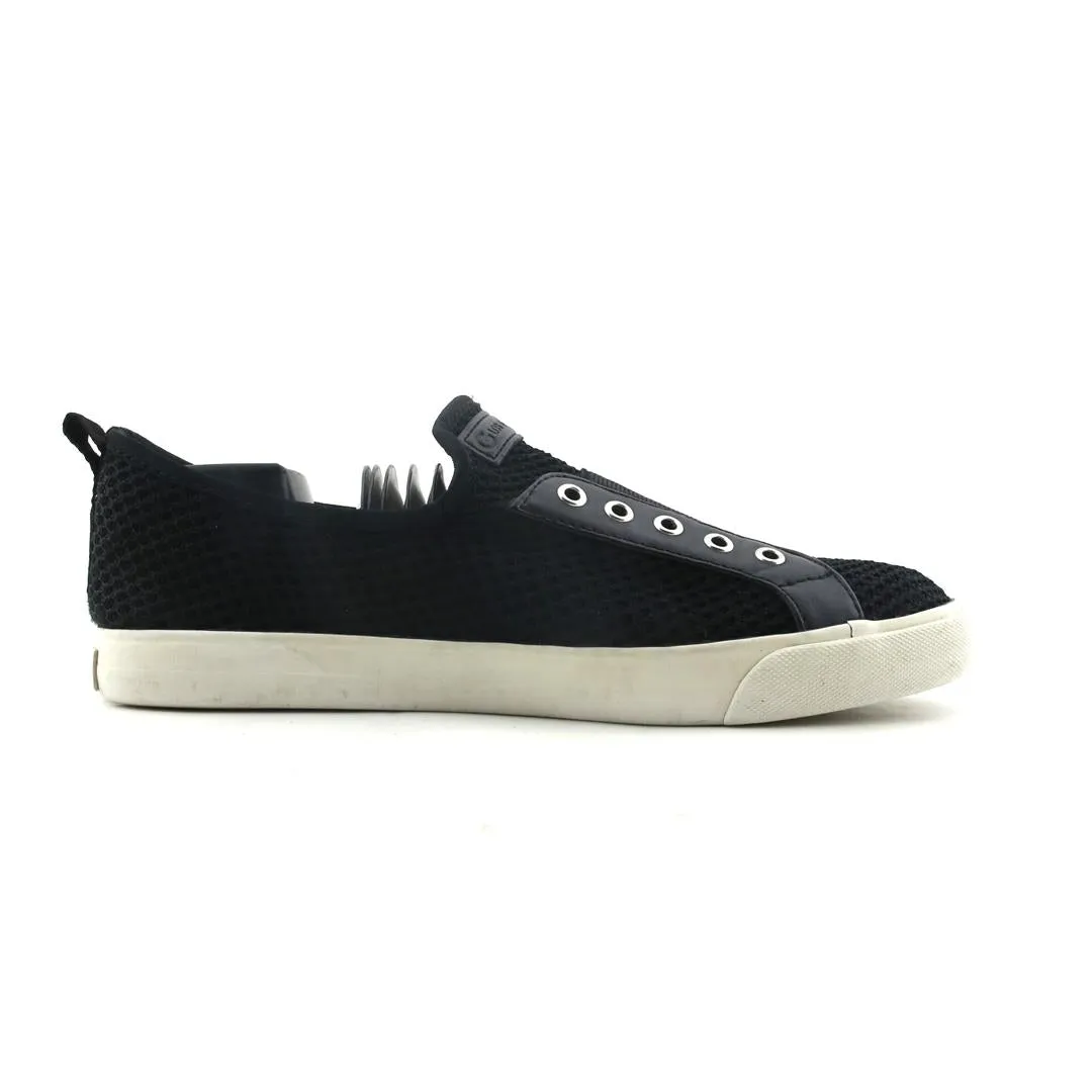 G BY GUESS GODELLA