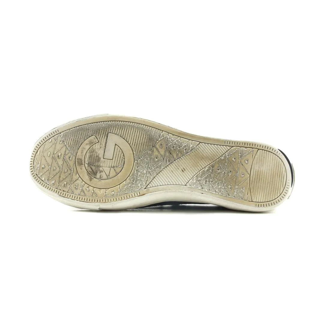 G BY GUESS GODELLA