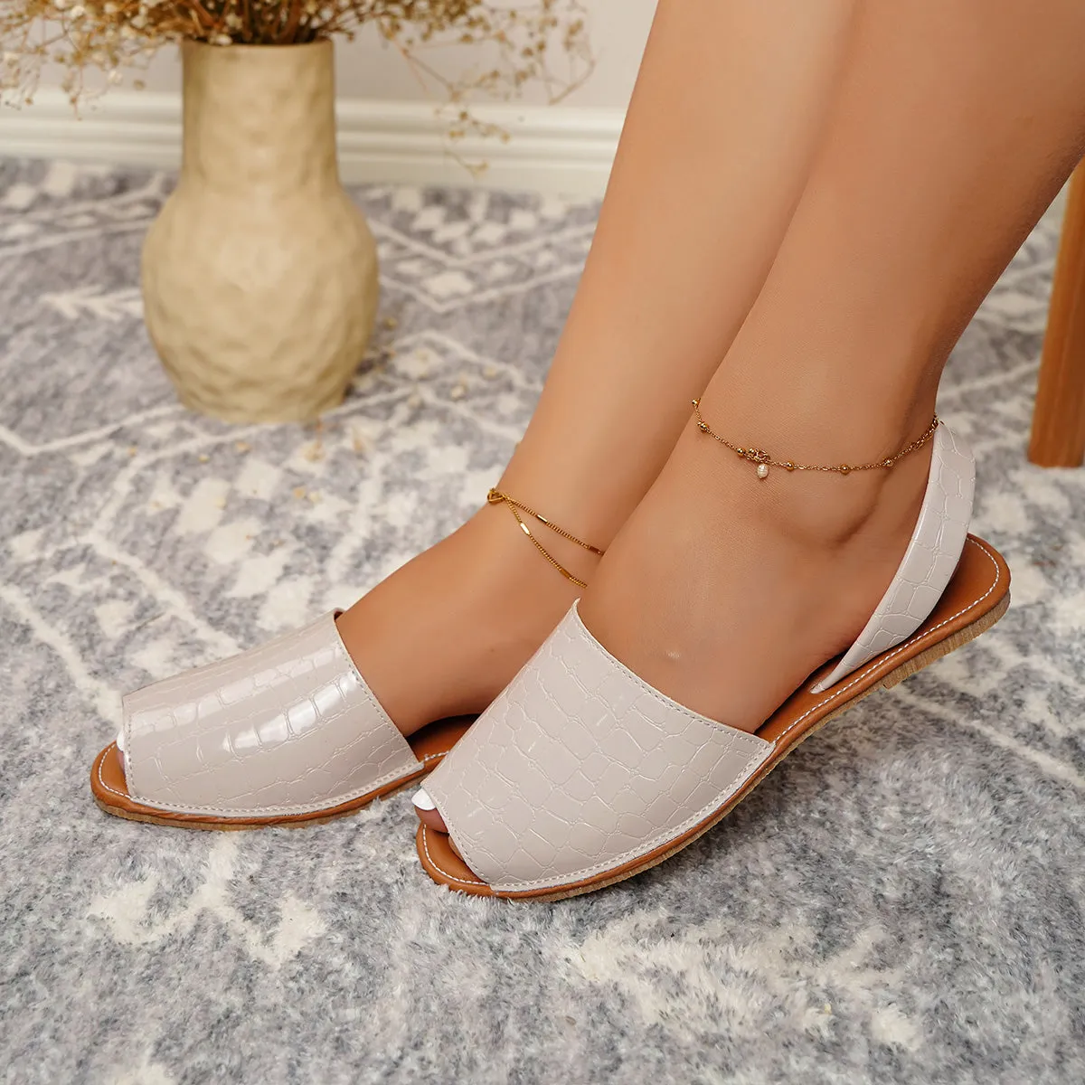 Sohiwoo Peep Toe Flat Ankle Strap Sandals
