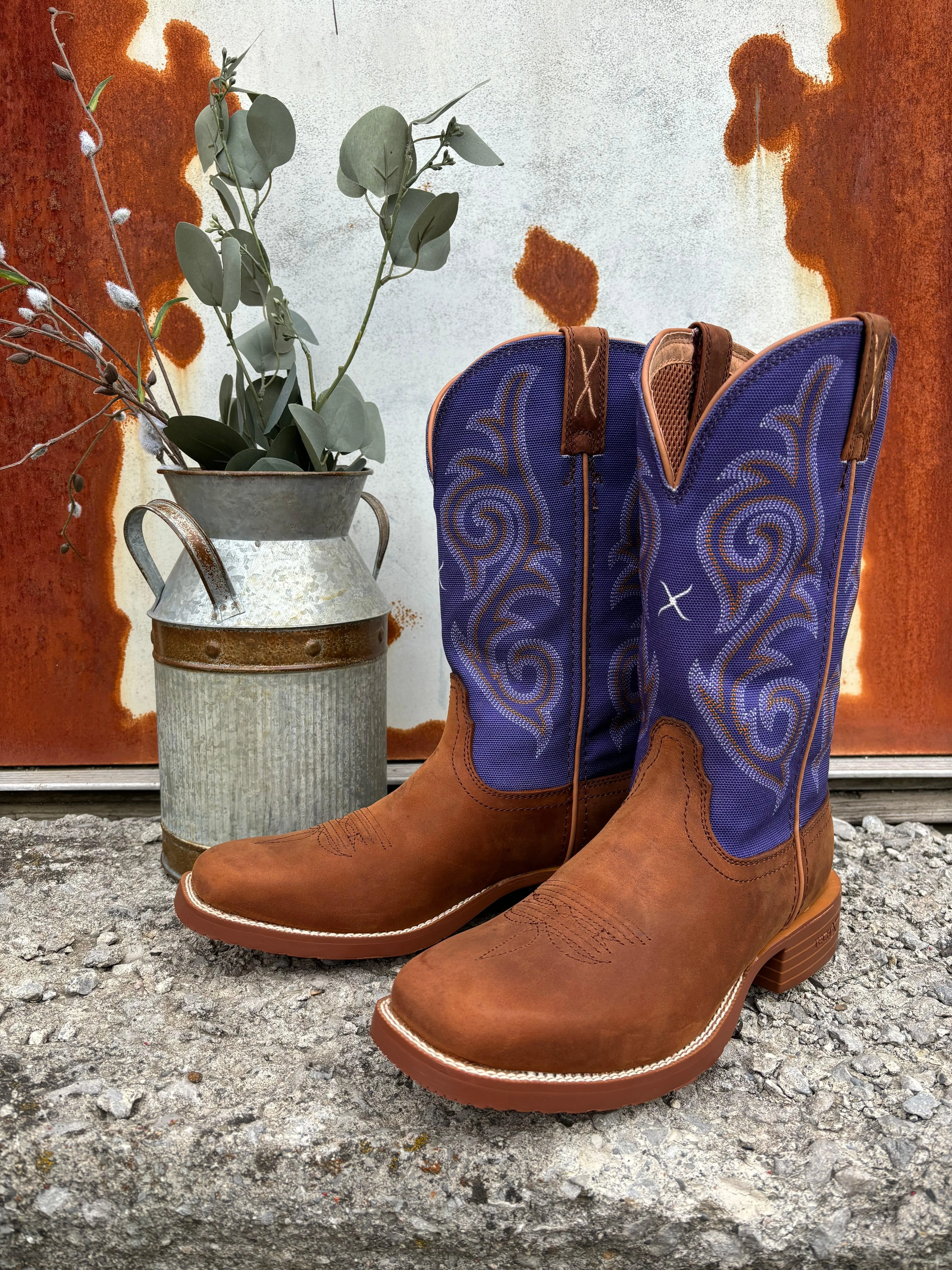 Twisted X Women's 11" Distressed Saddle & Iris Cowgirl Boots WXTR009