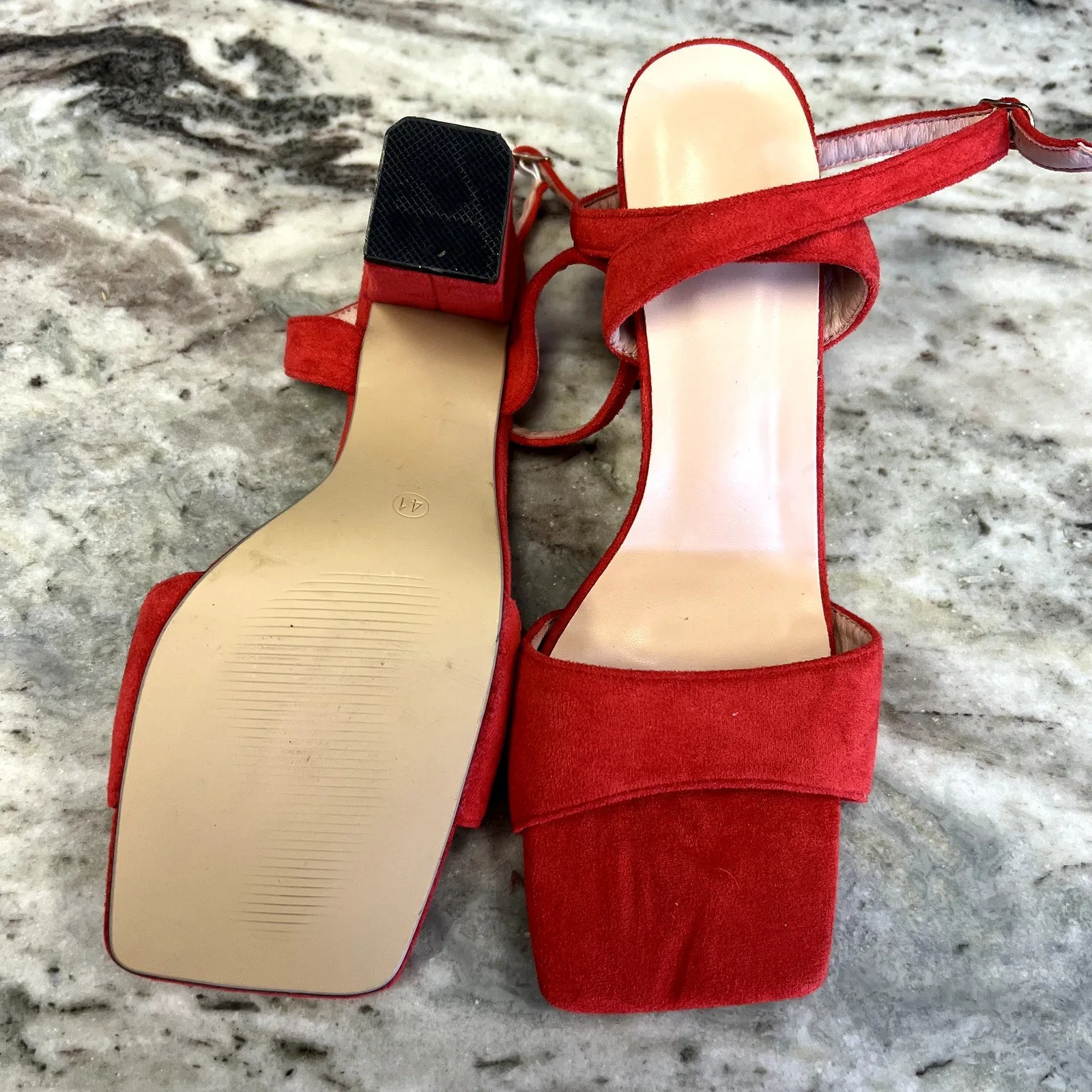 Women's Red Suede Square Toe Block Platform Heel Size 9.5
